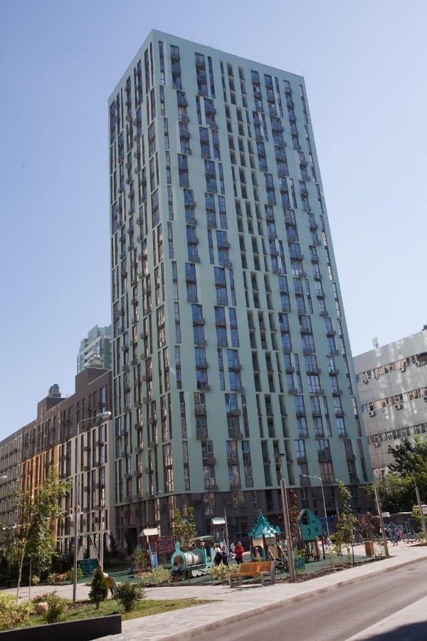 Allurapart Мalahyt Kyiv Exterior photo